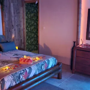 https://case-bambou.fr-provencehotel.com