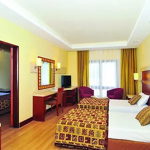 Green Beach Resort אתר נופש